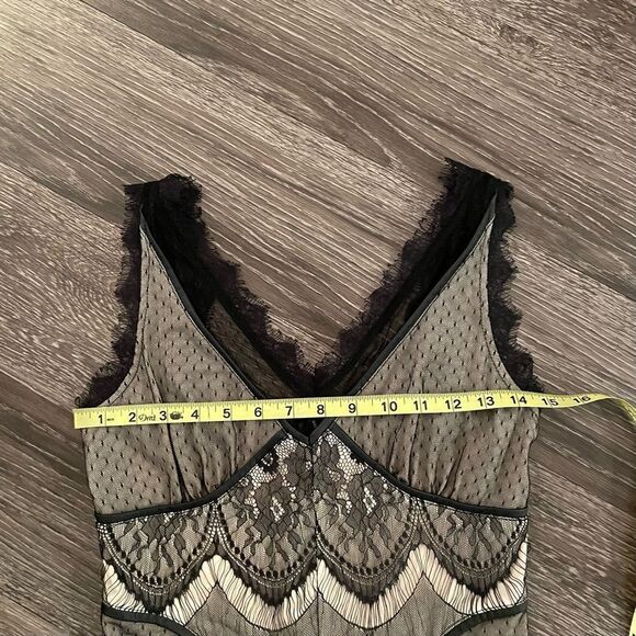 Ark & Co lace dress - Picture 7 of 9